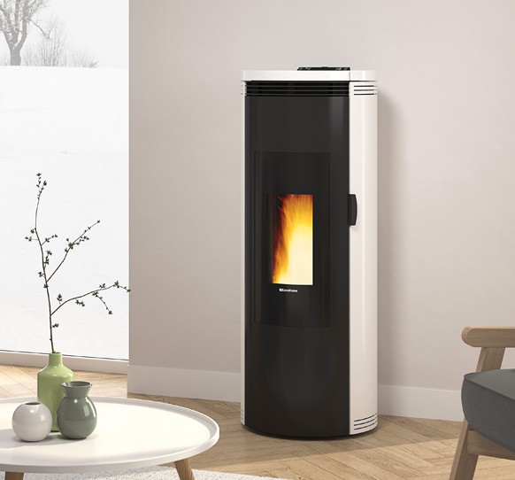 Belüfteter Pelletofen raumluftunabhängig - EXTRAFLAME Amika AD 8 kW