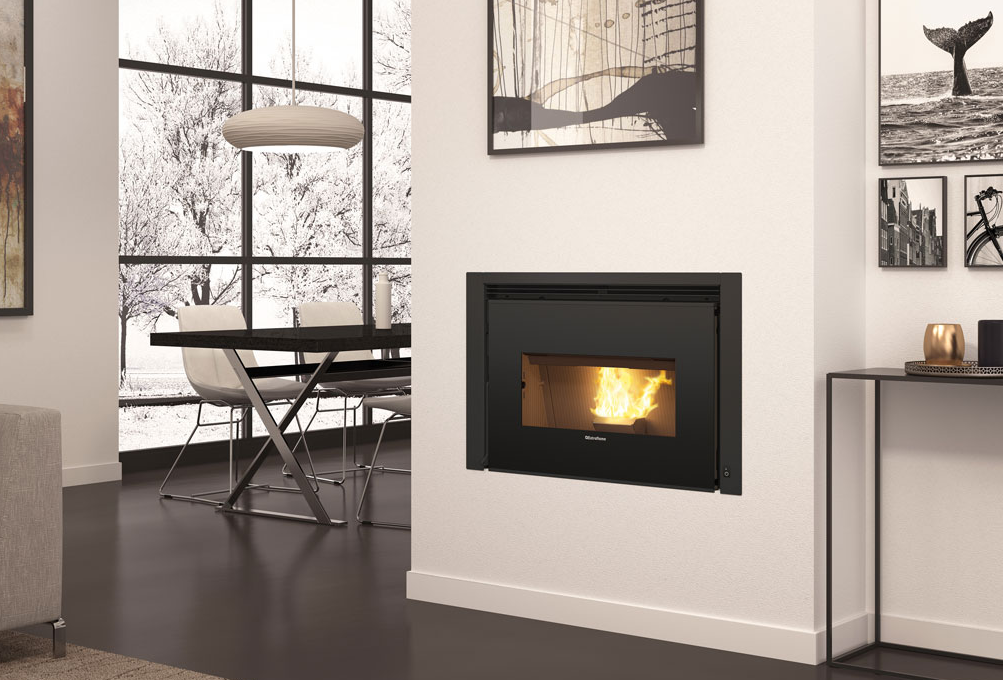 Kanalisierbarer Pelleteinsatz - EXTRAFLAME Comfort P85 Plus 12 kW
