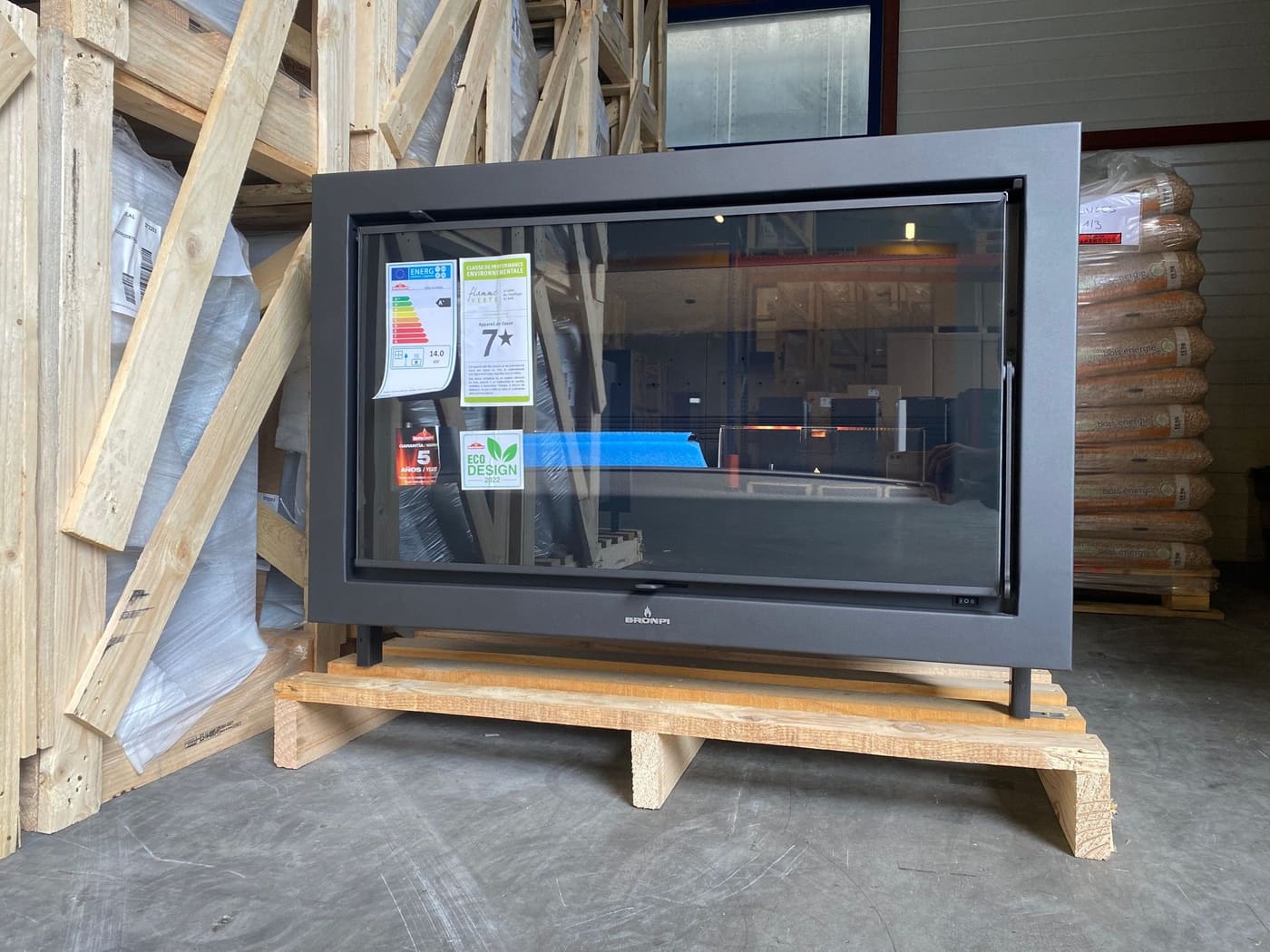 Holzeinsatz belüftet, kanalisierbar - BRONPI Paris 90 Vision 14 kW