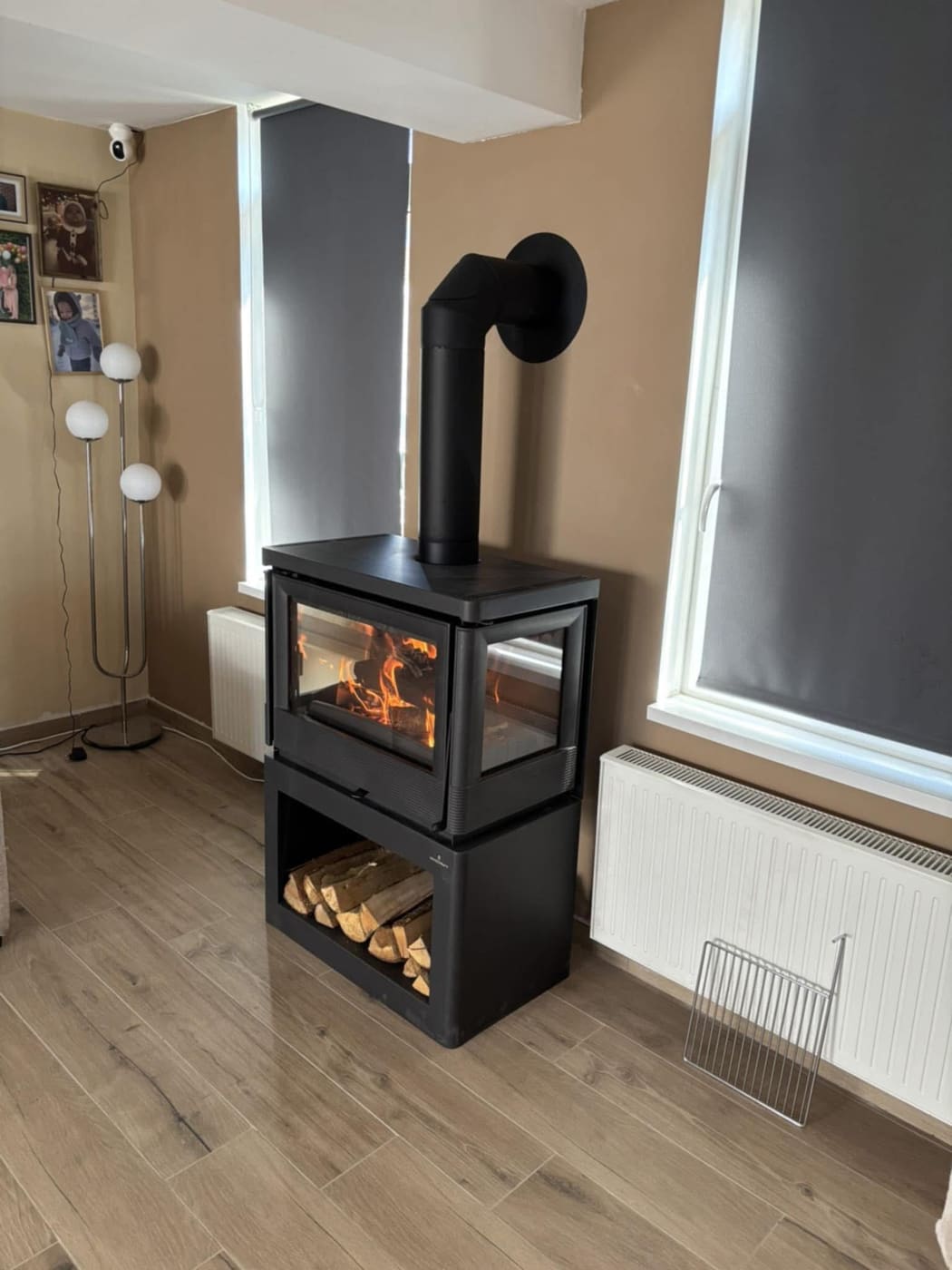 Belüfteter Holzofen, leise anschließbar, 3 Glasflächen - BRONPI Versailles 10 kW